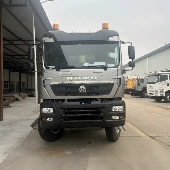 HOWO TX ZZ3317N3847B1 8x4 Tipper Truck