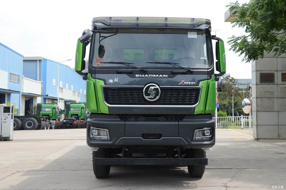 SHACMAN X5000 8×4 Dump Truck SX33195D406 430HP Euro5 - image 4