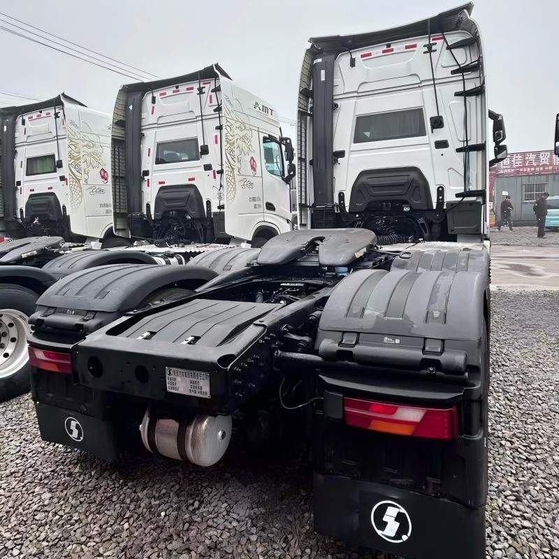 Shacman X6000 560HP Tractor Truck SX4259GD4Q2 - image 2