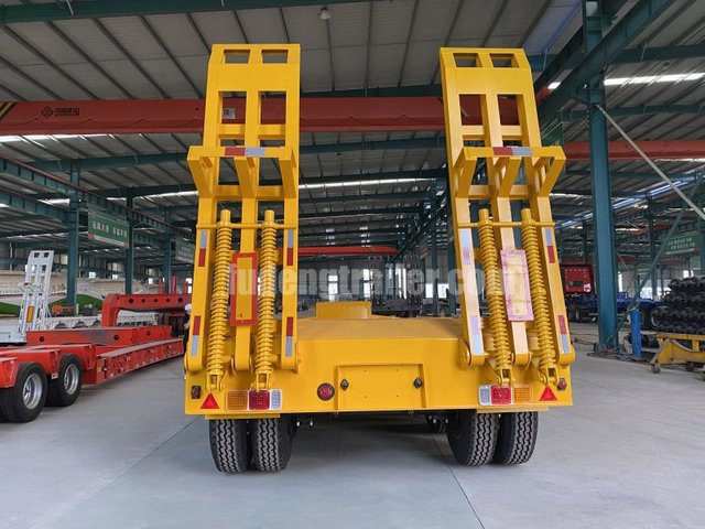 3 Axle Lowboy semi Trailer