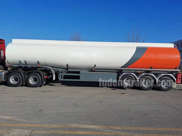 45K Litres Aluminium Fuel Tanker - image 1