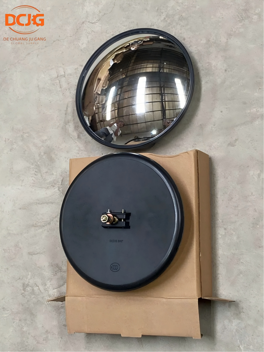 SINOTRUK HOWO WG1642770004 Rear View Mirror Assembly for Heavy Duty Truck Cab - image 3