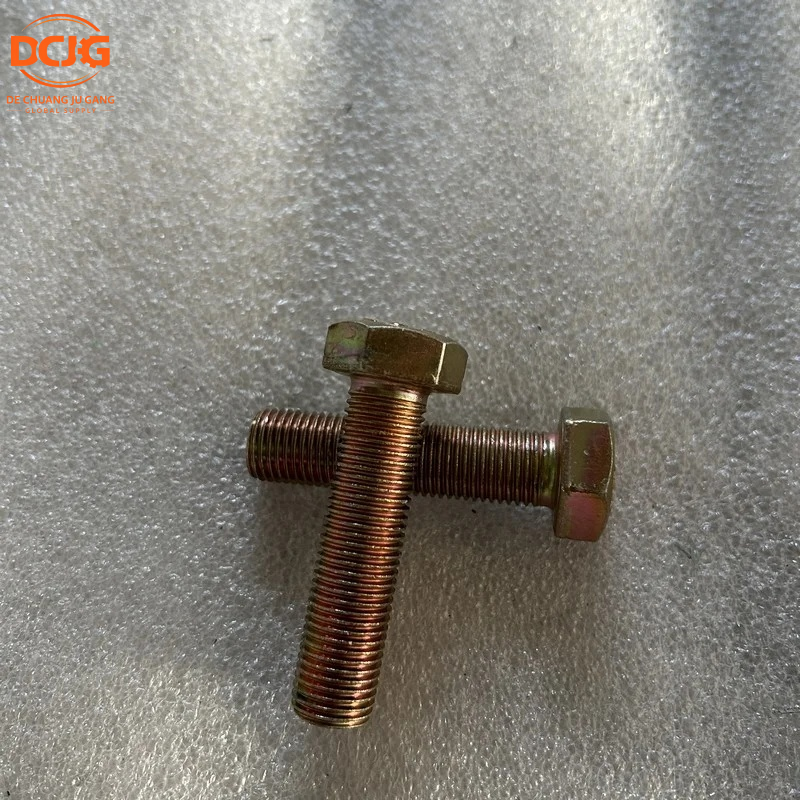 SHACMAN Delong X3000 F3000 HOWO Hex Head Bolt Q151B1455TF3 Truck Grade 10.9 High Tensile Hexagon Screw Bolts Truck Parts