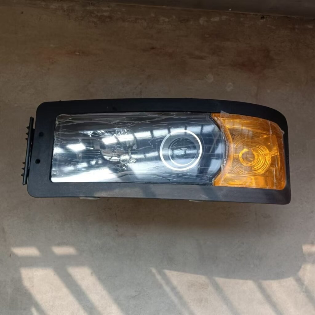 Shaanxi Auto Delong F2000 Headlight Assembly (Model DZ9100726020)-China Origin Front Headlights for Dump Truck Cab