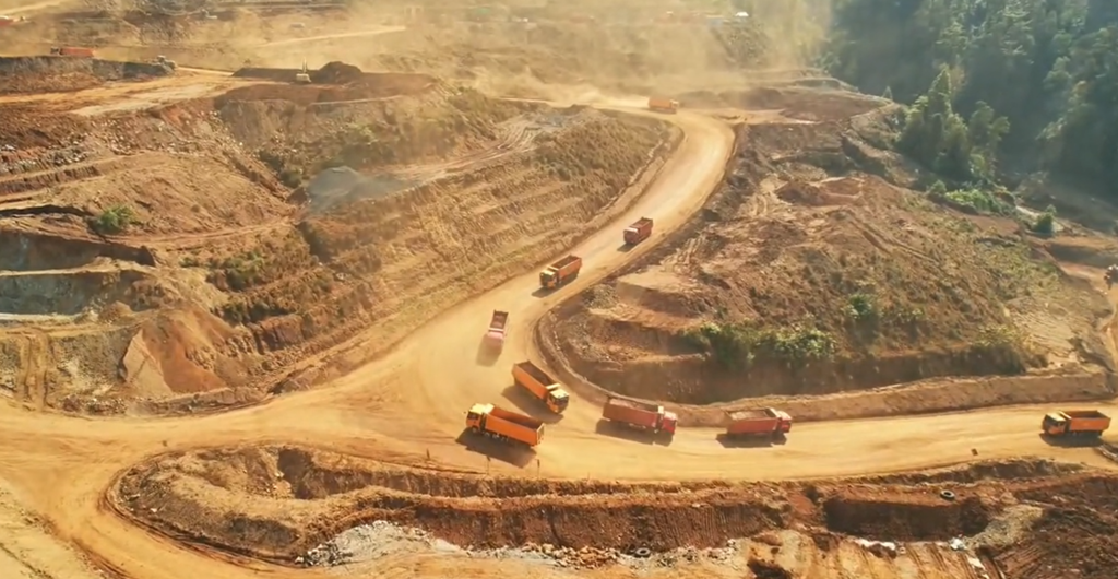 SHACMAN Dump Trucks Power Peru’s Mining and Construction Boom
