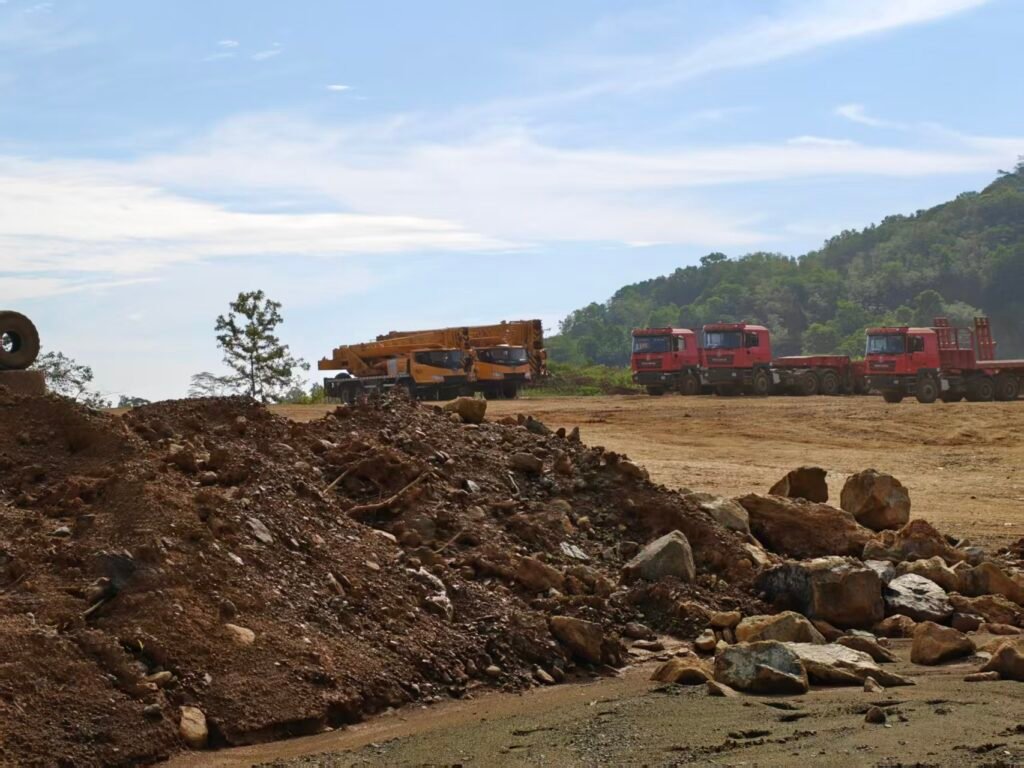 Natural Resources Team Uses Remote Sensing to Assess Disaster Risks in Gyirong